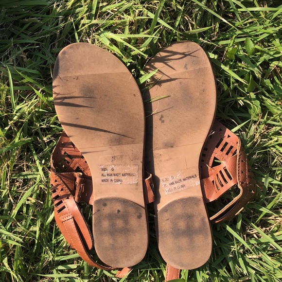 Brown Charlotte Russe sandals - Picture 3 of 4